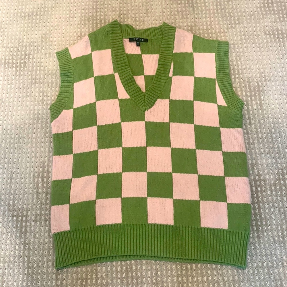 Fore sweater vest size M